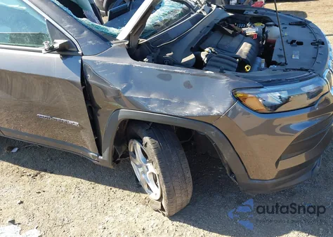 2022 Jeep Compass Sport 4X4 z USA, uszkodzony, nr VIN 3C4NJDAB2NT215416